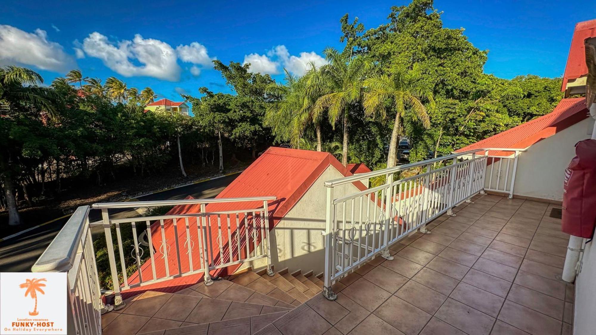 Ti Kaz Funky Host -T3 Vue Mer Premium 3 Etoiles - Village Vacances Sainte Anne Guadeloupe Dış mekan fotoğraf